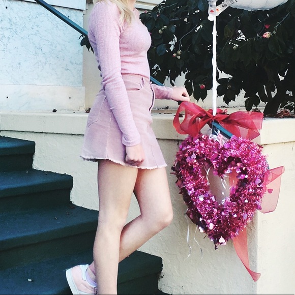 Pink corduroy Brandy Melville skirt - Picture 5 of 5